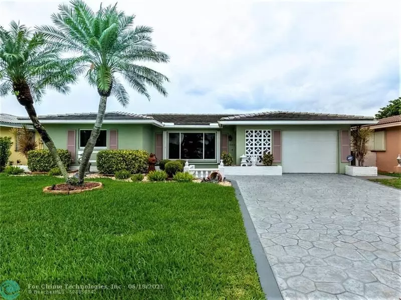 5115 NW 50th Ave, Tamarac, FL 33319