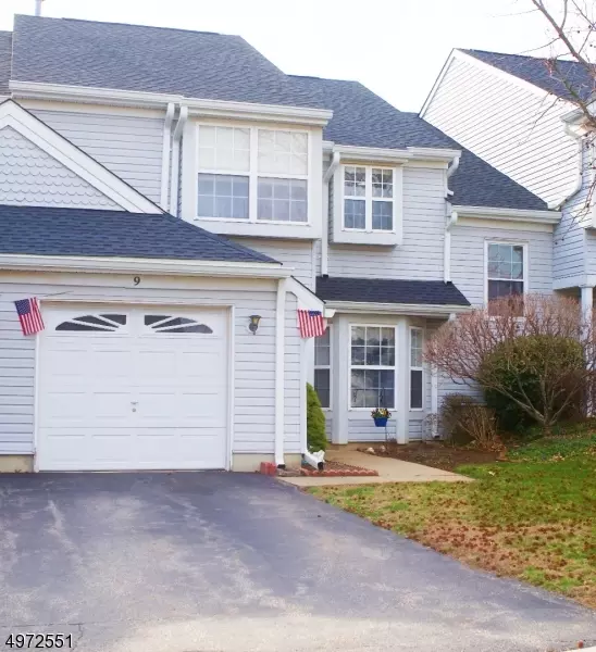 9 LAMBERSON CT, Sayreville Boro, NJ 08872