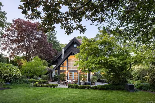 Oak Bay, BC V8S 5A7,1256 St. Denis St