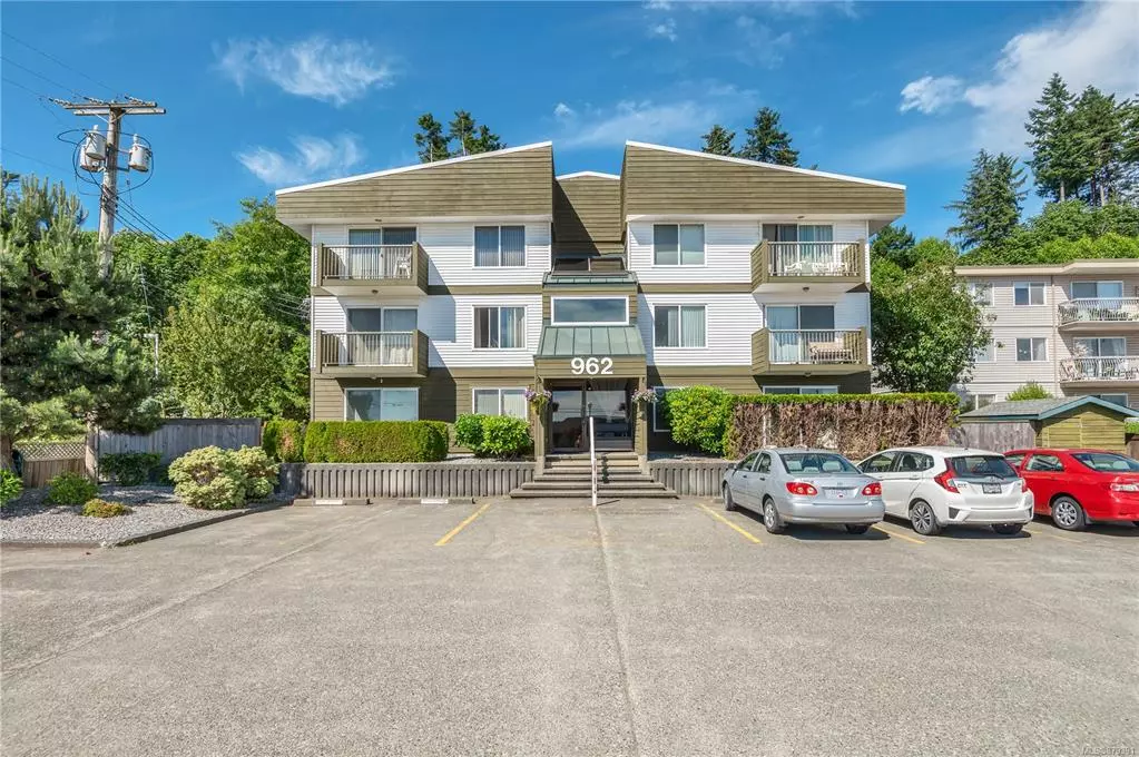 Campbell River, BC V9W 1B1,962 Island Hwy S #303