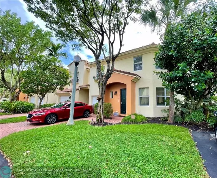 2910 Deer Creek Country Club Blvd  #2910, Deerfield Beach, FL 33442