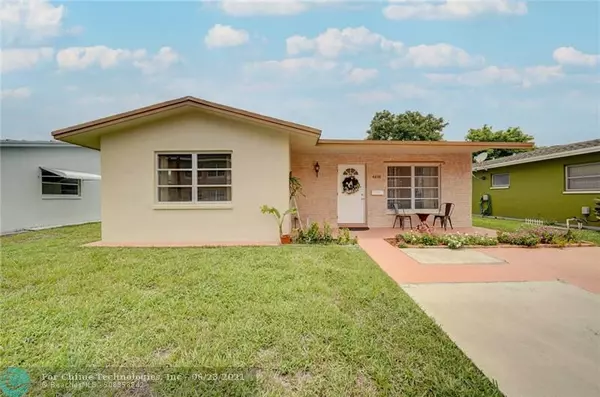 4806 NW 50th Ct, Tamarac, FL 33319