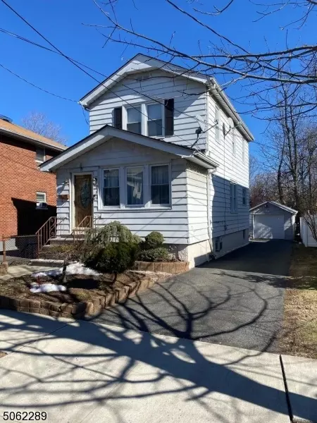 113 Laurel St, Ridgefield Park Village, NJ 07660