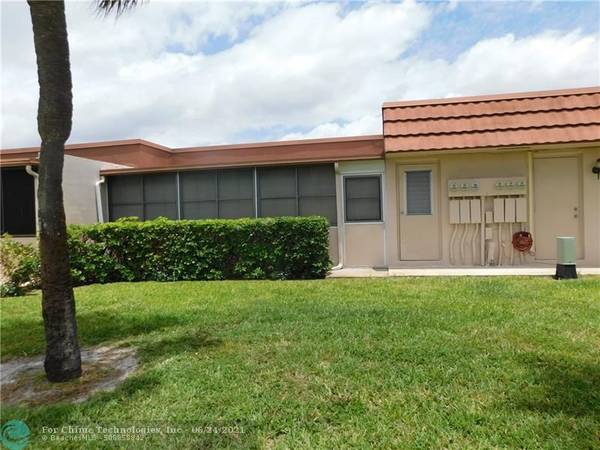 West Palm Beach, FL 33415,5725 Fernley Dr  #42