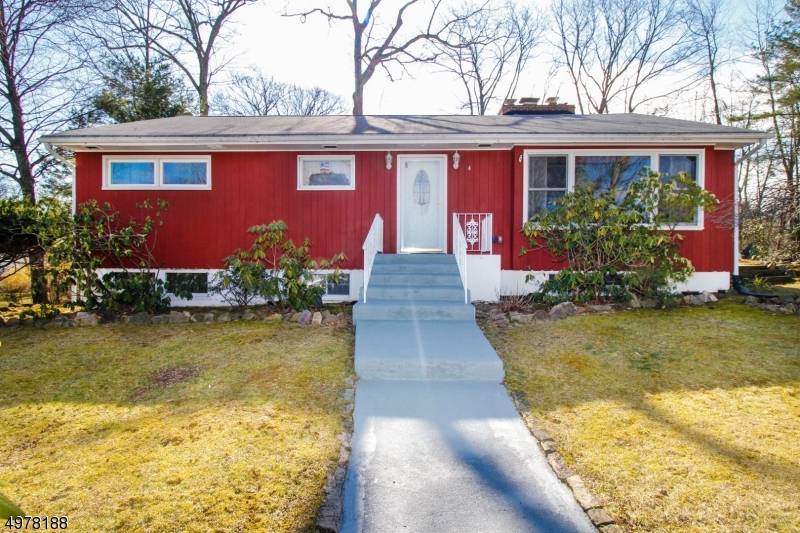 4 MATTHEW CT, Roxbury Twp., NJ 07850