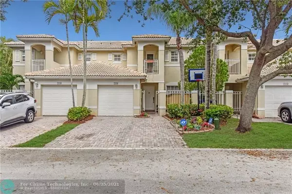 2136 NW 171st Ter, Pembroke Pines, FL 33028