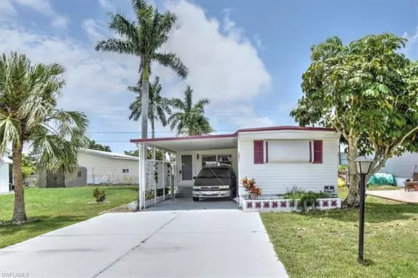 12211 Palm DR, Fort Myers, FL 33908