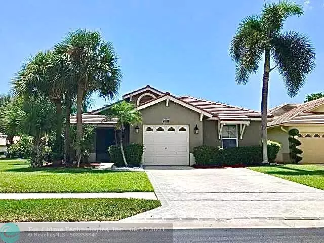 7913 Manor Forest Ln, Boynton Beach, FL 33436