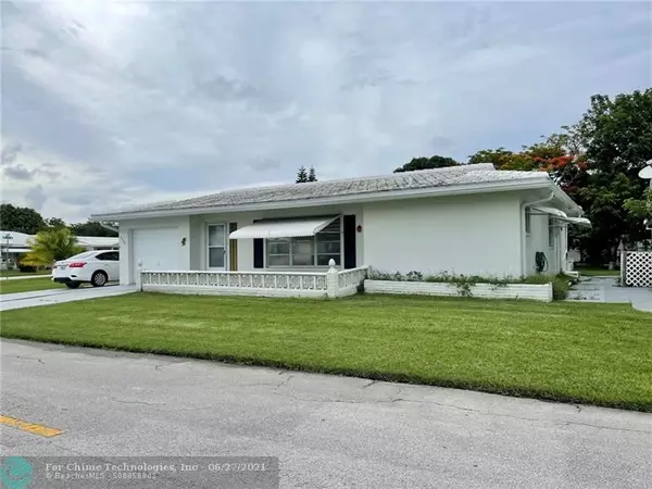 7203 NW 70th St, Tamarac, FL 33321