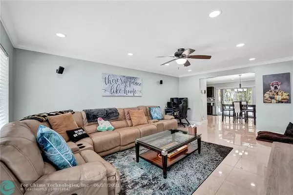 Fort Lauderdale, FL 33309,3319 NW 69TH CT