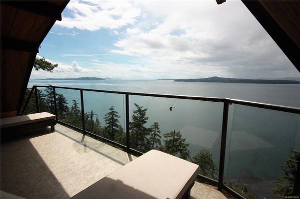 Pender Island, BC V0N 2M2,3829 Cutlass Crt