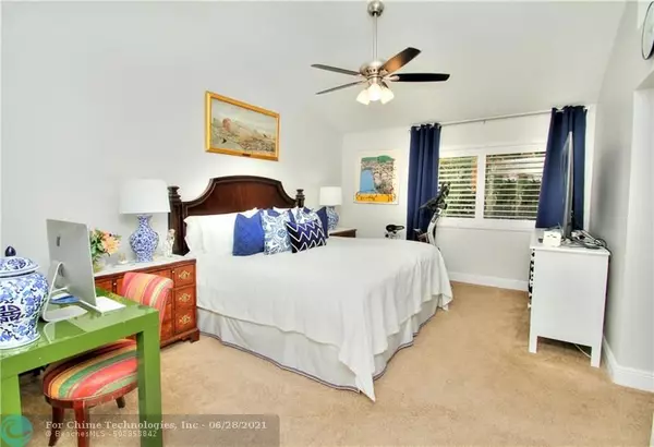 Boca Raton, FL 33486,5323 Sapphire Vly