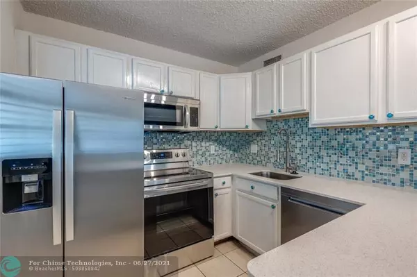 Wilton Manors, FL 33334,2660 NE 8th Ave  #321