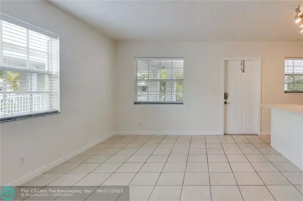 Wilton Manors, FL 33334,2660 NE 8th Ave  #321