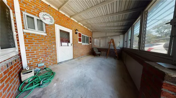 Brooklyn, NY 11207,1058 Hendrix ST