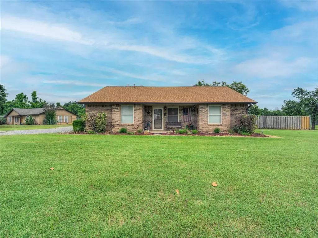 Harrah, OK 73045,19701 Aaron Drive