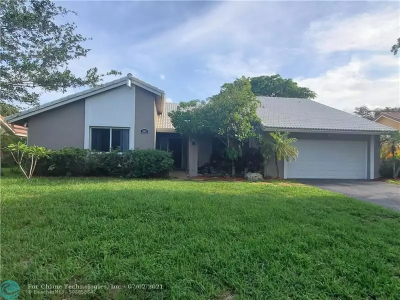 2468 NW 88th Ter, Coral Springs, FL 33065