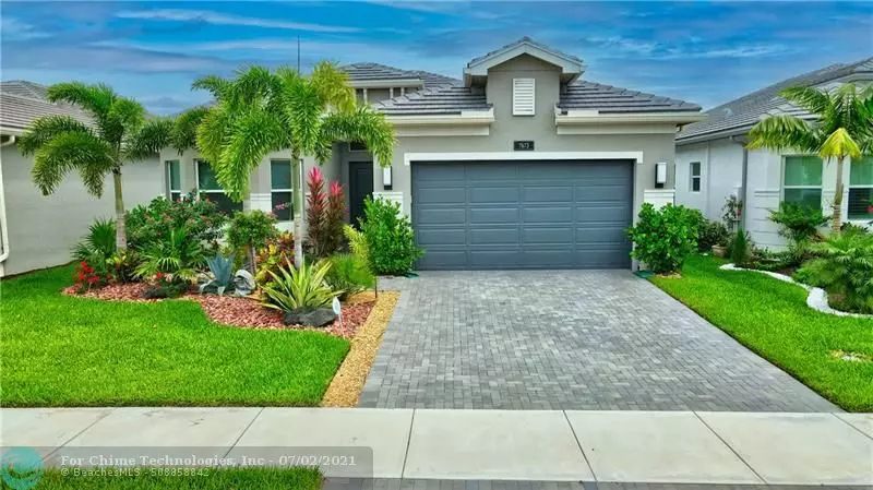 7673 Francisca Club Ln, Delray Beach, FL 33446