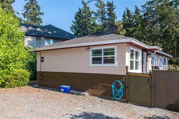 Colwood, BC V9B 2A4,721 Donovan Ave