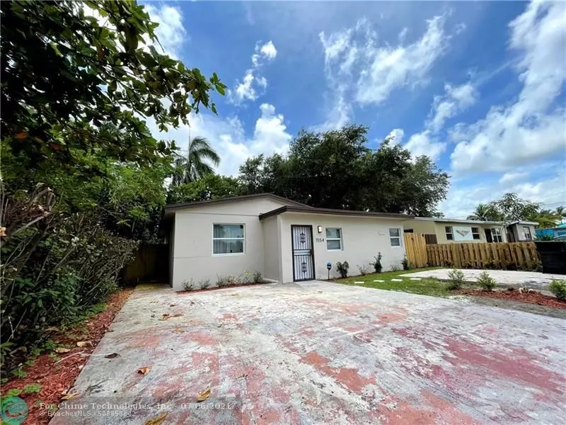 North Miami Beach, FL 33162,1554 NE 153rd Ter