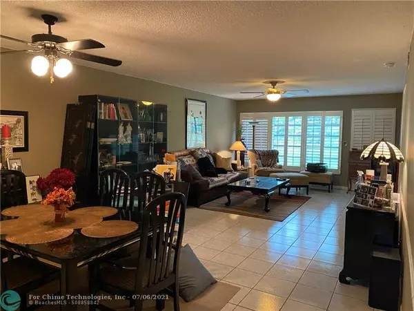 Boca Raton, FL 33496,9035 Flynn Cir  #5