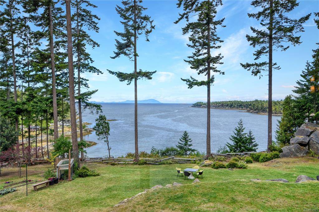 Gabriola Island, BC V0R 1X2,861 Sharie Rd