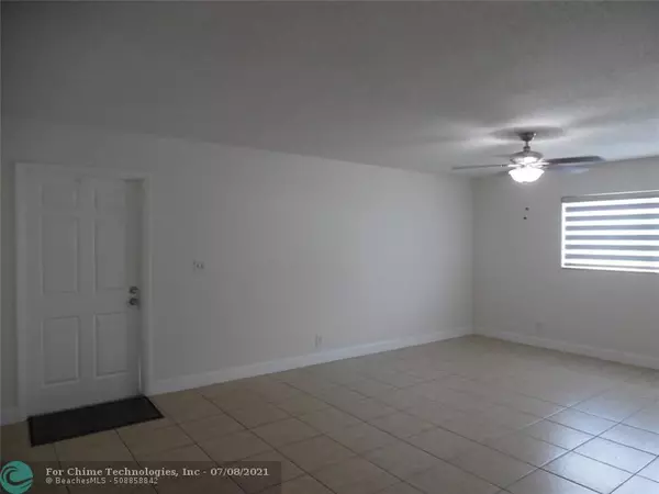 North Lauderdale, FL 33068,881 SW sw 74th Terr  #202