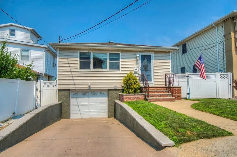 107 Cuba AVE, Staten Island, NY 10306