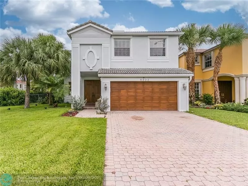 9022 Dupont Pl, Wellington, FL 33414