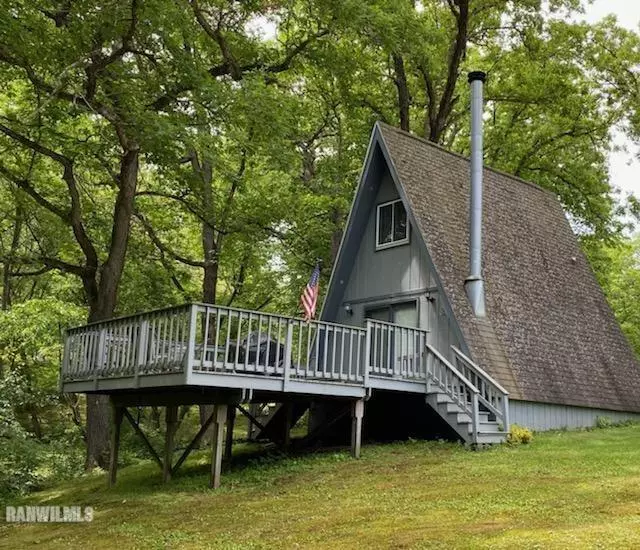 Elizabeth, IL 61028,55 Oak Valley Drive