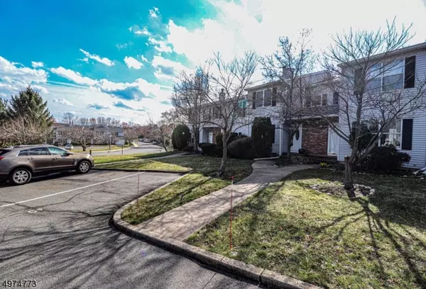 8 JEANETTE CT, Jamesburg Boro, NJ 08831