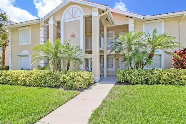 7748 Emerald CIR #U-102, Naples, FL 34109