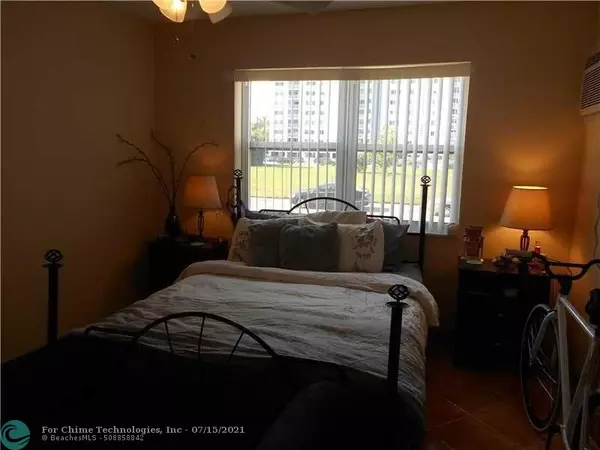 Fort Lauderdale, FL 33304,720 Orton Ave  #102