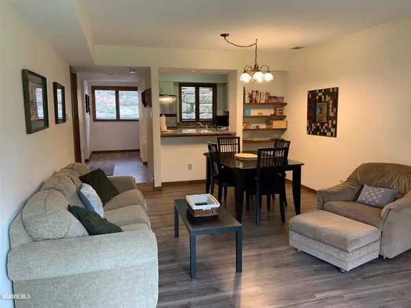 Galena, IL 61036,LC 10 Long Bay Point Drive