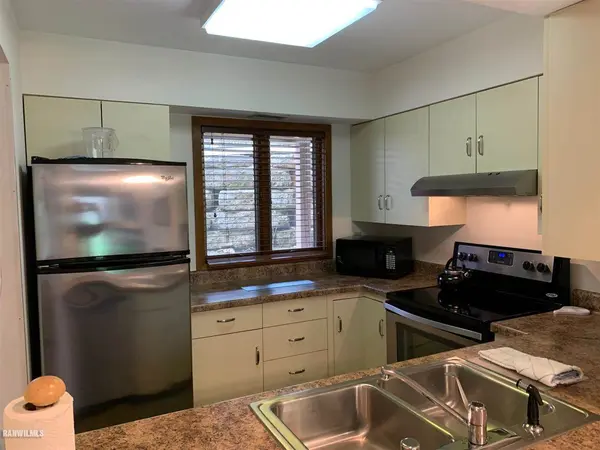 Galena, IL 61036,LC 10 Long Bay Point Drive