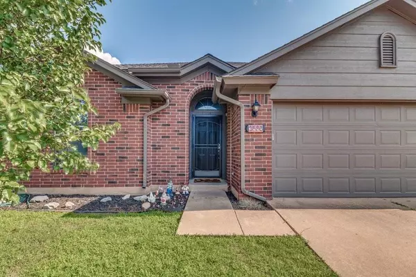 Edmond, OK 73013,2536 NW 162nd Terrace