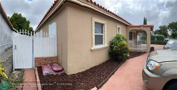 Hialeah, FL 33013,854 E 31st St