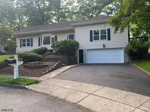 7 EDGAR PL, Morristown Town, NJ 07960