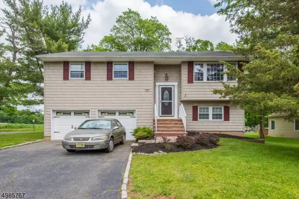 15 SUTTIE AVE, Piscataway Twp., NJ 08854