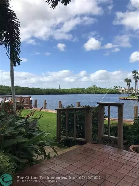 Highland Beach, FL 33487,1005 Russell Dr  #2