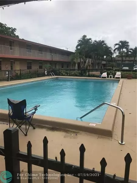 Oakland Park, FL 33334,95 NE 41st St  #152-J