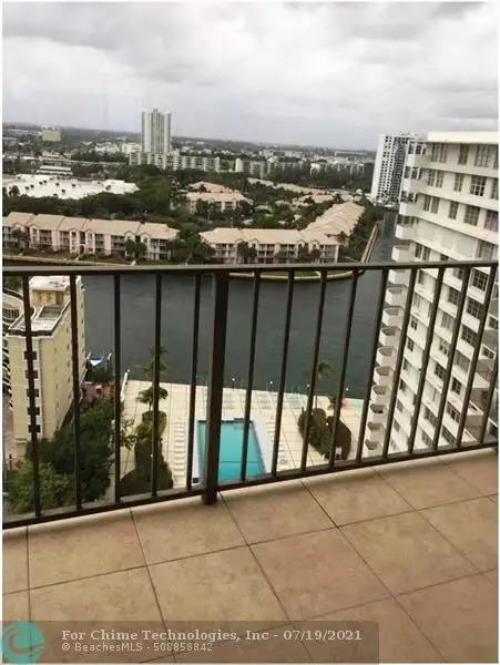 Hollywood, FL 33019,3800 S Ocean Dr  #1812