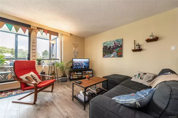 Victoria, BC V8V 3N7,1034 Johnson St #403