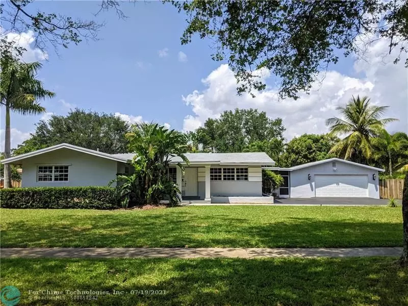 725 Garden Ct, Plantation, FL 33317