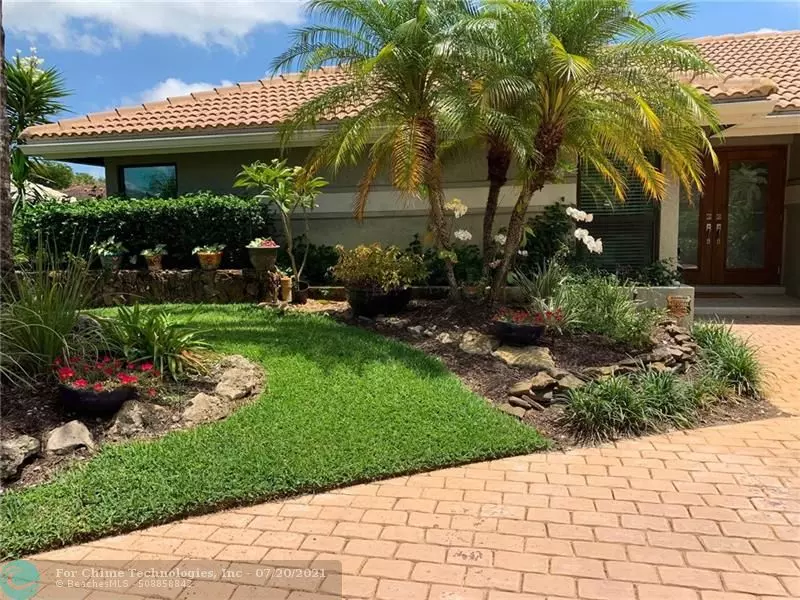 10444 NW 4th St, Coral Springs, FL 33071