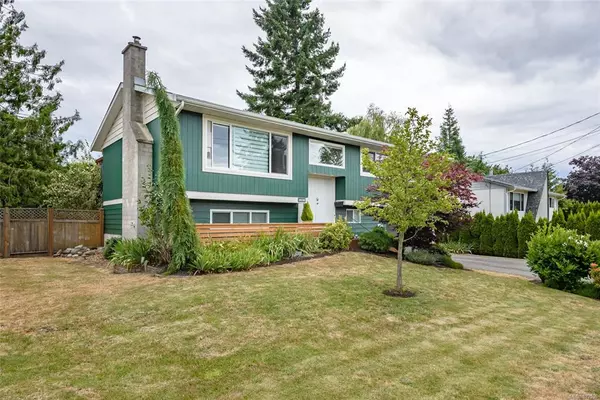 Comox, BC V9M 3K3,1636 Noel Ave