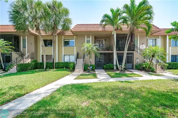 423 Lakeview Dr  #204, Weston, FL 33326