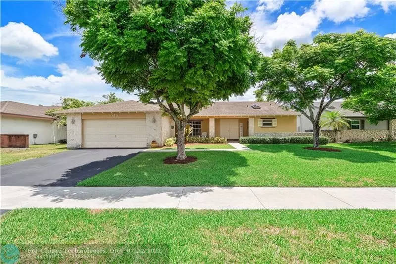 1040 Cumberland Ter, Davie, FL 33325