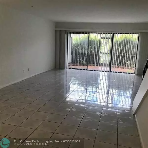 Lauderhill, FL 33319,6555 Racquet Club Dr  #6555