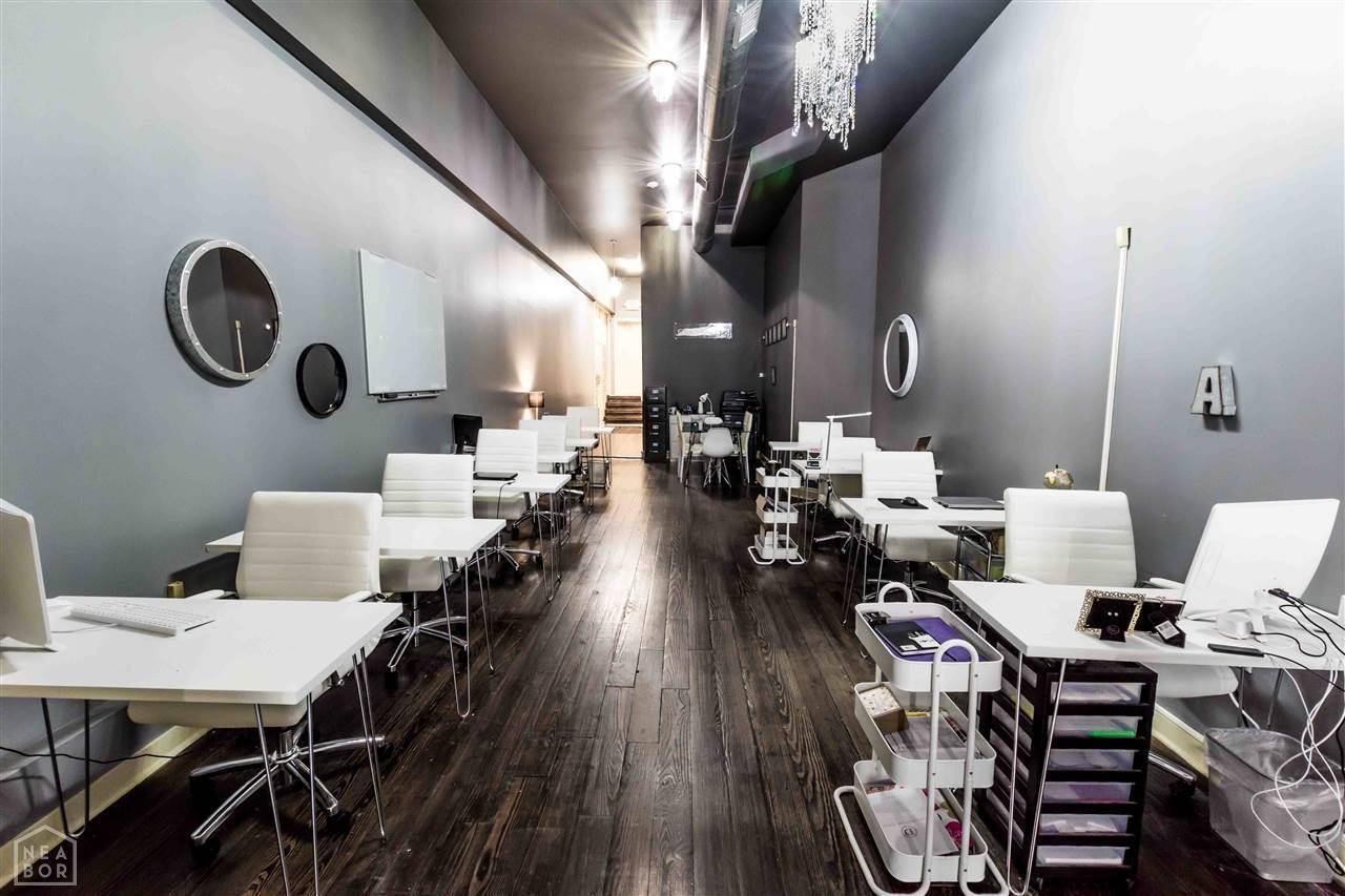 Jonesboro, AR 72401,304 S Main St., Ste. A